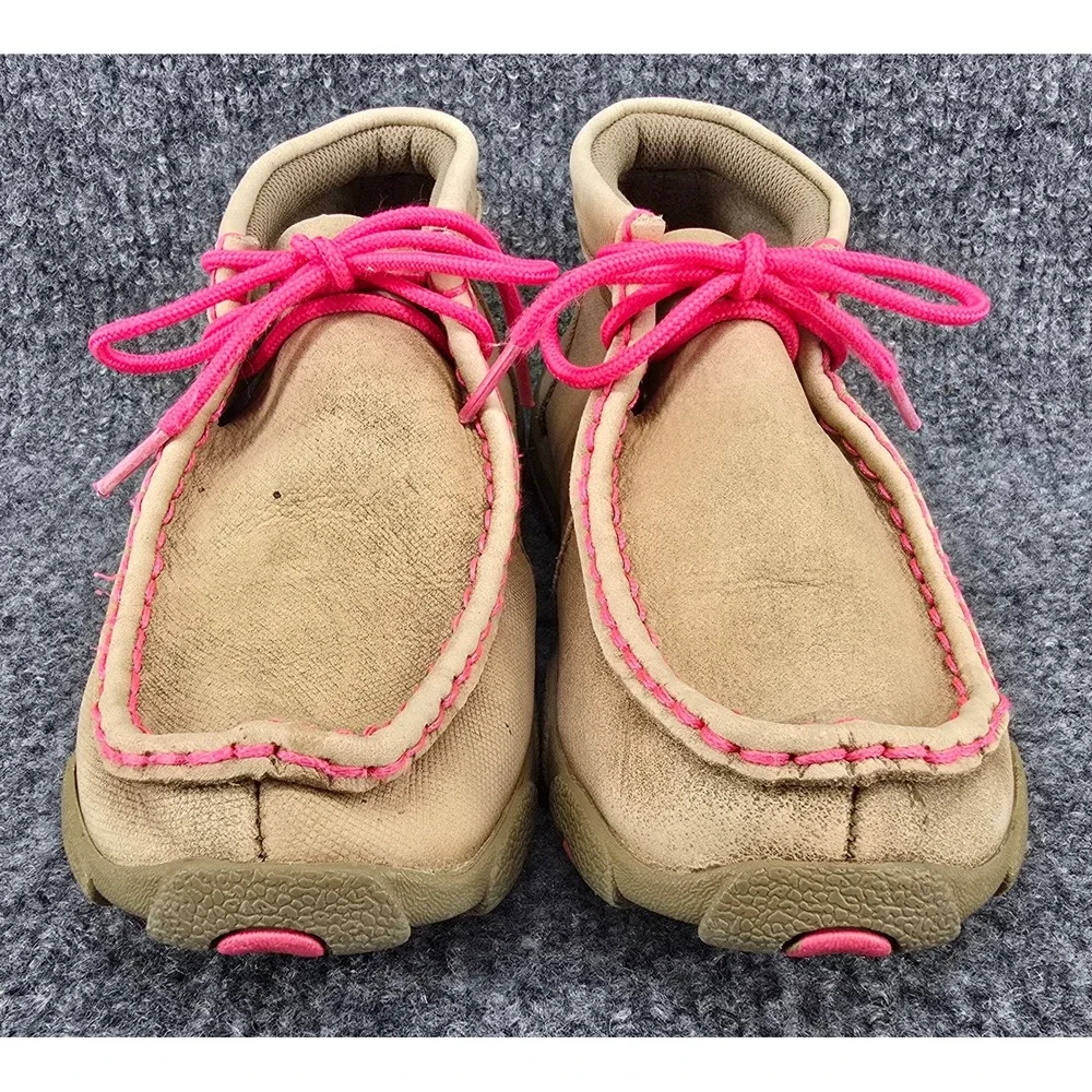 Twisted X Driving Moc Girls 3.5M Tan Pink Breast Cancer Awareness Western School